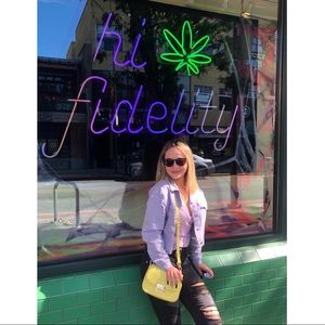 Meet your Posher, Jo